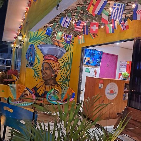 Hostel Shalom Adonai Cartagena Exterior foto