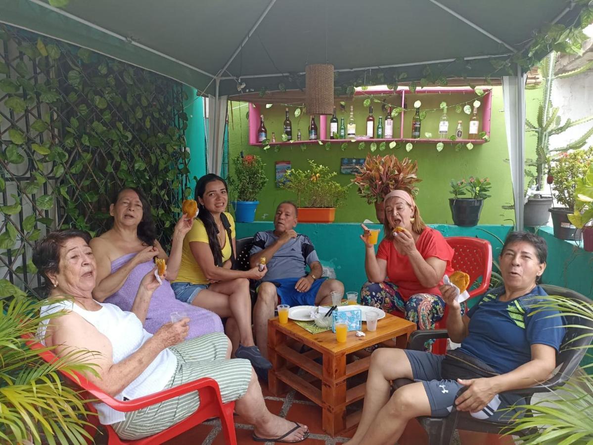 Hostel Shalom Adonai Cartagena Exterior foto
