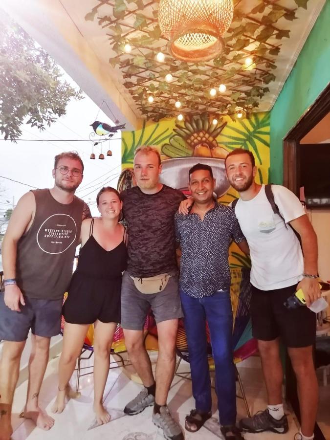 Hostel Shalom Adonai Cartagena Exterior foto