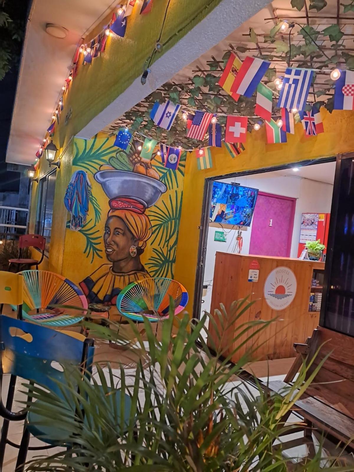 Hostel Shalom Adonai Cartagena Exterior foto