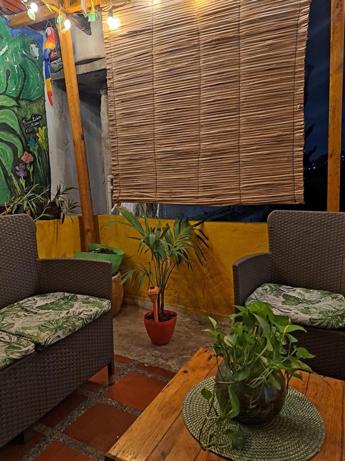 Hostel Shalom Adonai Cartagena Exterior foto