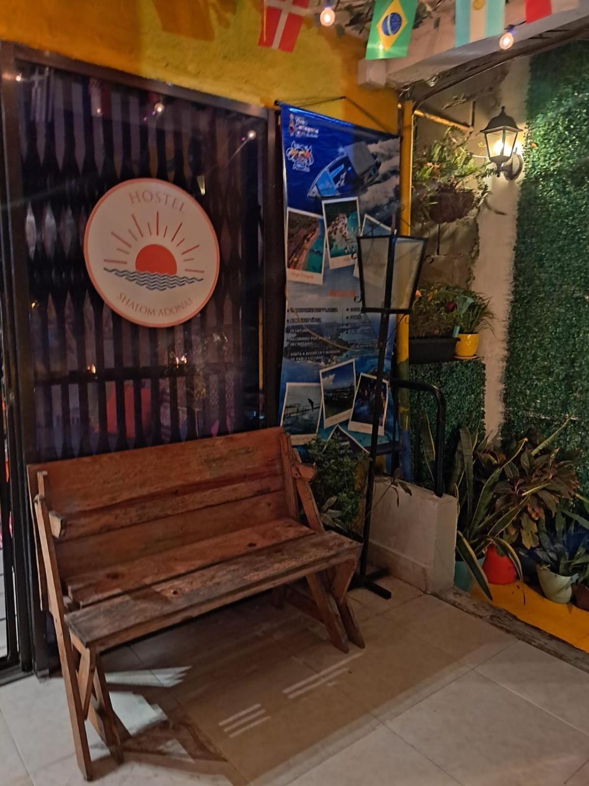 Hostel Shalom Adonai Cartagena Exterior foto