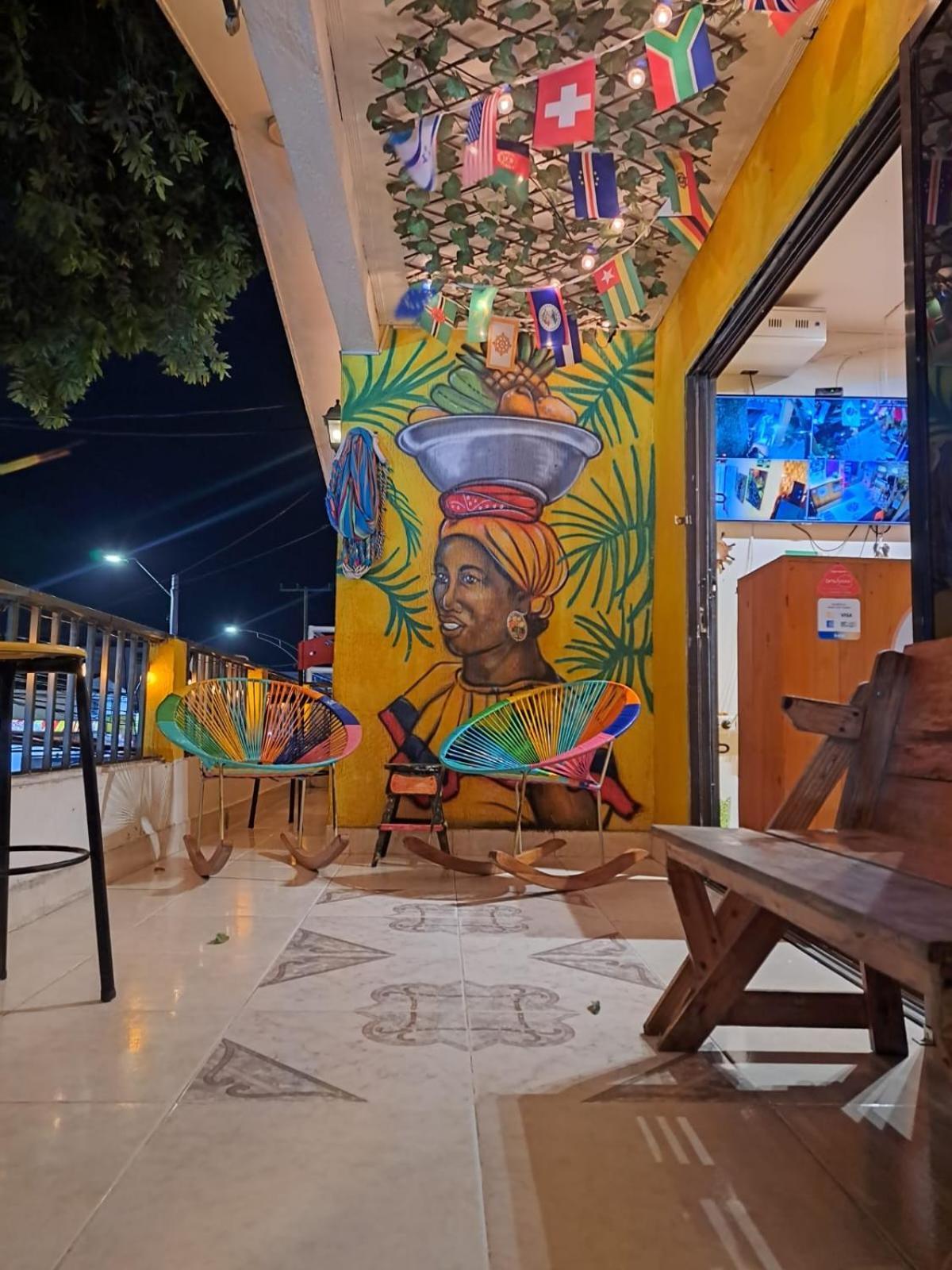 Hostel Shalom Adonai Cartagena Exterior foto
