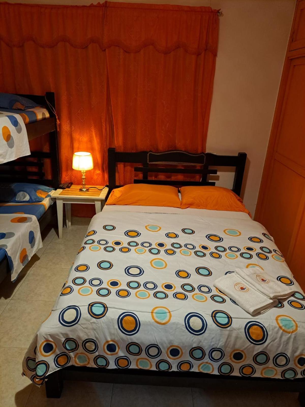 Hostel Shalom Adonai Cartagena Exterior foto